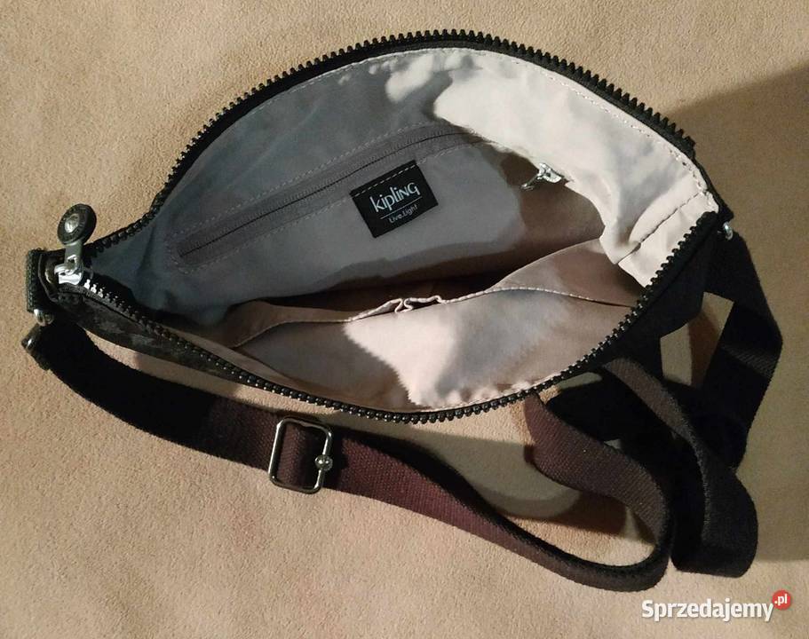 Torba na ramię Kipling Black Finnie mała czarna 30cm Torby i torebki lubelskie