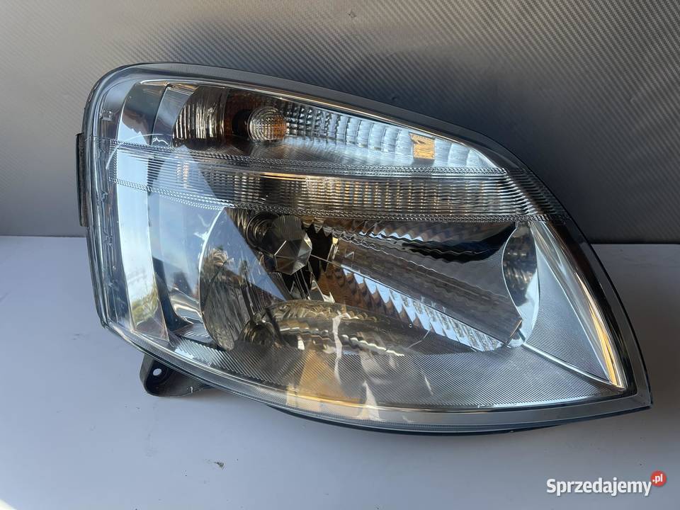 CITROEN BERLINGO PARTNER PRAWA LAMPA PRZÓD Ostroróg