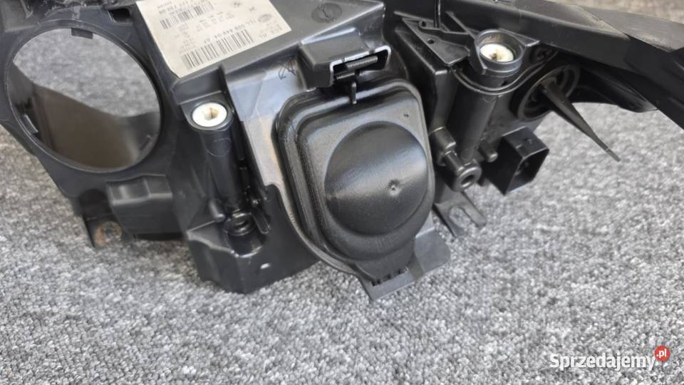 Dekiel osłona zaślepka lampy reflektora BMW E60 Kielcza sprzedam