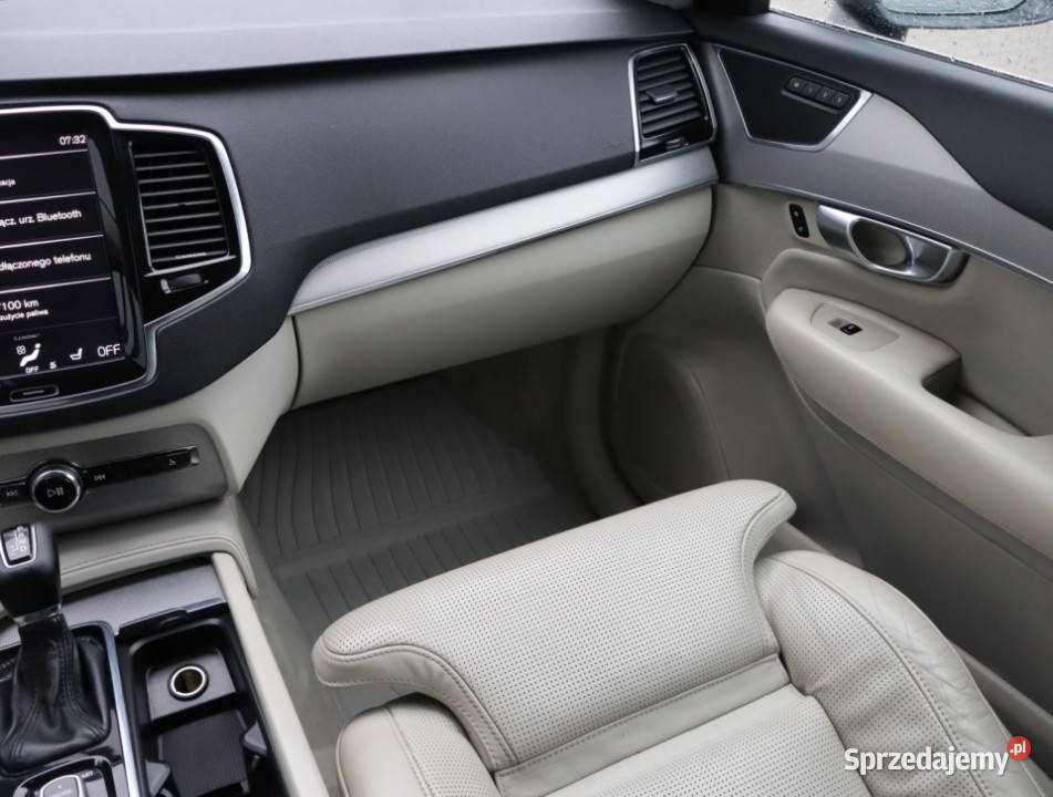 Volvo XC90 D5 AWD diesel Piaseczno