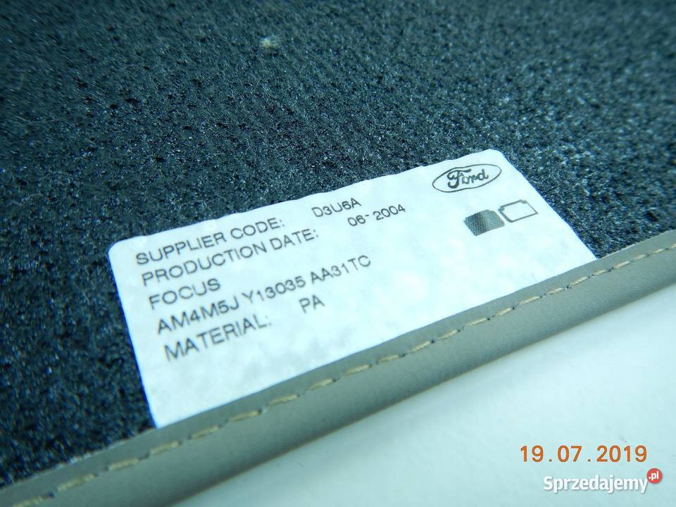DYWANIKI WELUROWE TYŁ FORD FOCUS 0408 ASO sprzedam