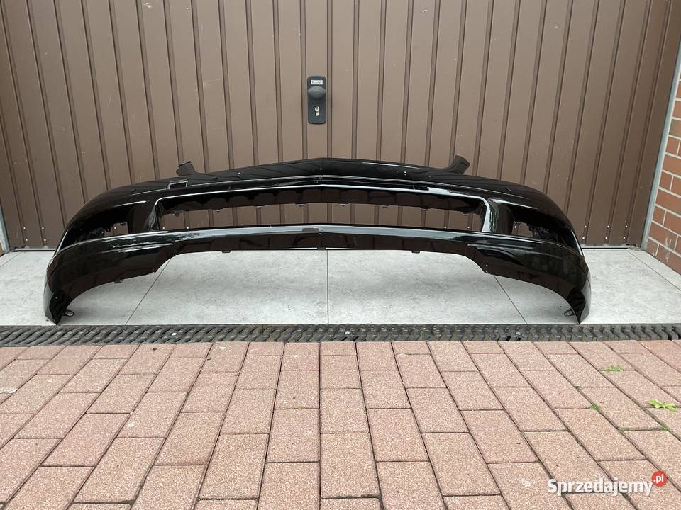 ZDERZAK PRZÓD MERCEDES CKLASA W204 osobowe Pleszew