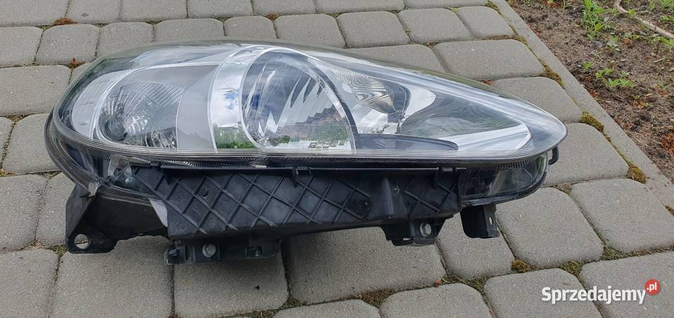 LAMPA PRAWA PRZÓD FIAT GRANDE PUNTO wysyłka Lampy przednie wielkopolskie Pobiedziska