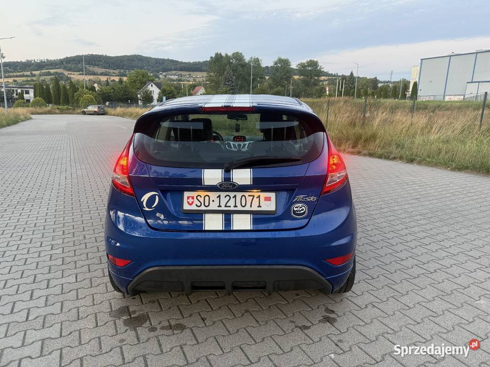 Ford Fiesta 16 Ze Szwajcarii Rok produkcji 2010