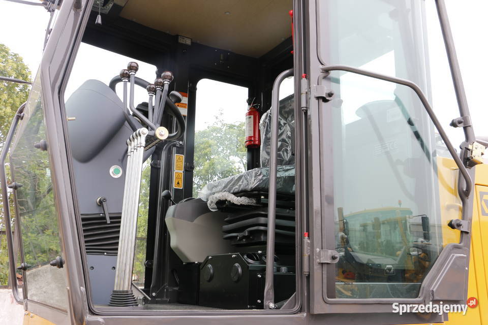 Równiarka Drogowa XCMG GR135T 12 Ton Fabrycznie Olsztyn