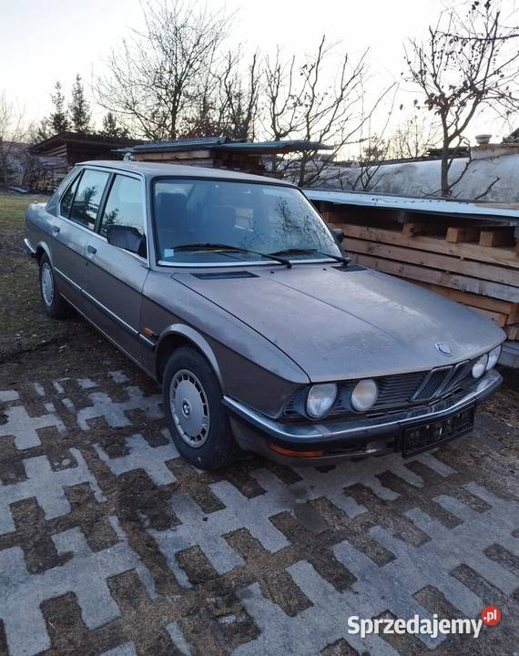 BMW 520 e28 Skórzec