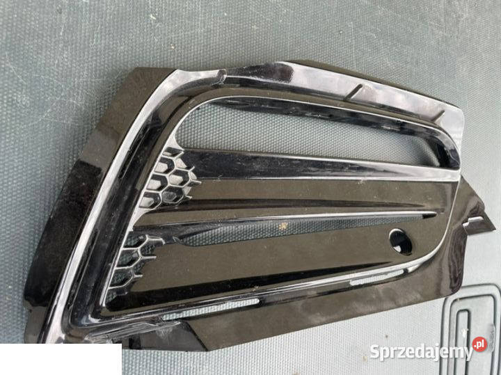 Volvo S60 V60 lift rdesign kratka zderzaka prawa Kozubszczyzna