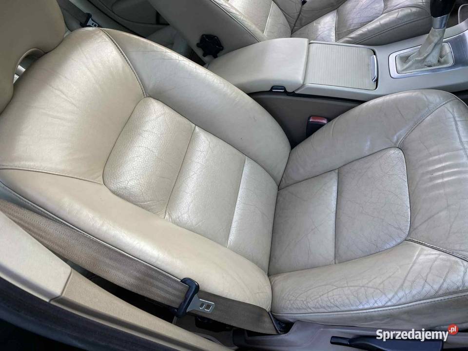 Volvo V70 25T LPG T5 2008r gniazdo AUX Świlcza