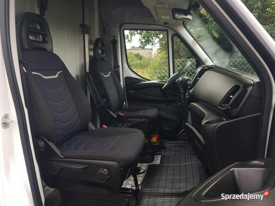 Iveco Daily KONTENER NISKOPODŁOGOWY 444x223x243 Iveco Poręba