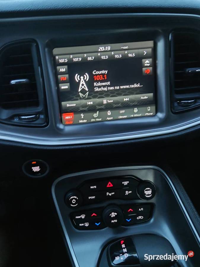 Dodge Challenger nieuszkodzony Warka