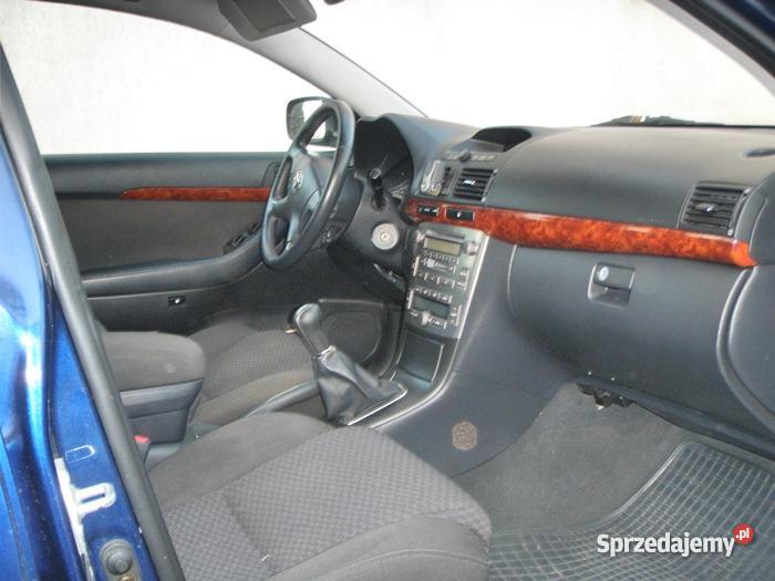 TOYOTA AVENSIS z 2004 roku D4D Koło