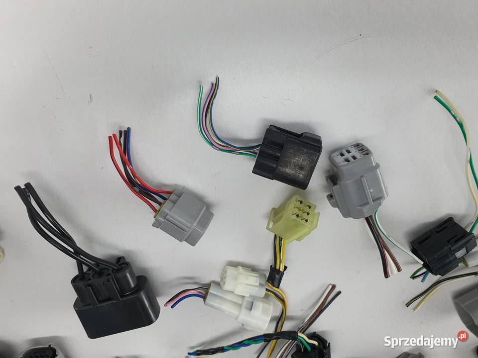 Wtyczka Kostka Wiazka Instalacja SUZUKI DL 1000 Łódź sprzedam