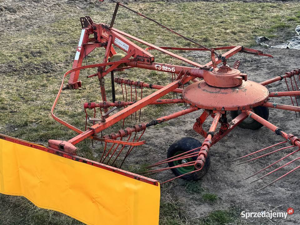 Zgrabiarka Fella 325