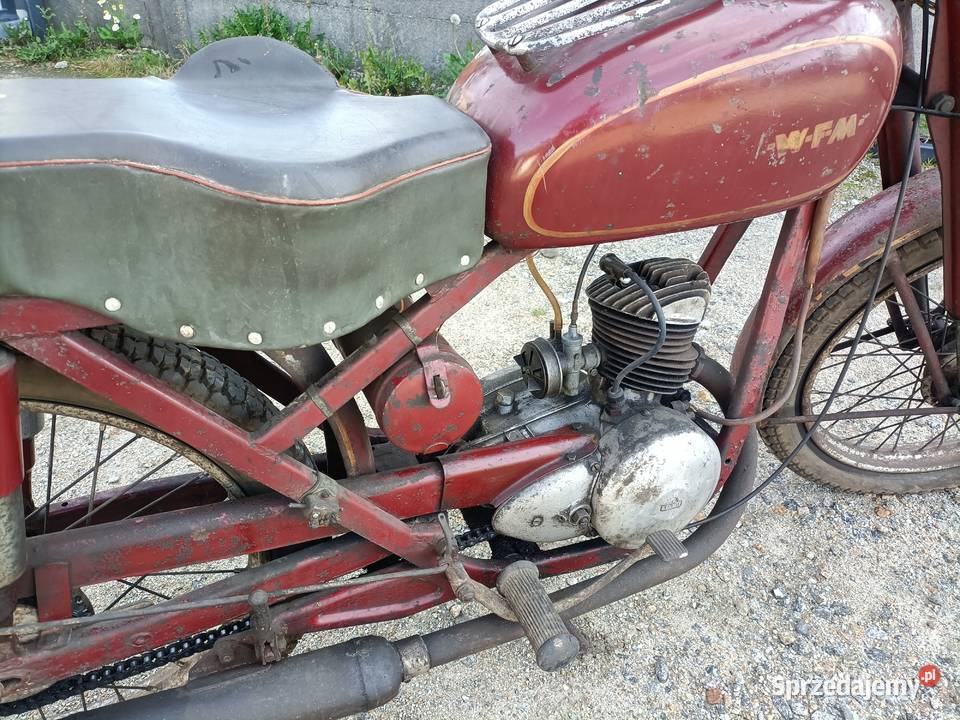 WFM 125 wiśniowa wyprodukowana w 1956r 1km Padniewko