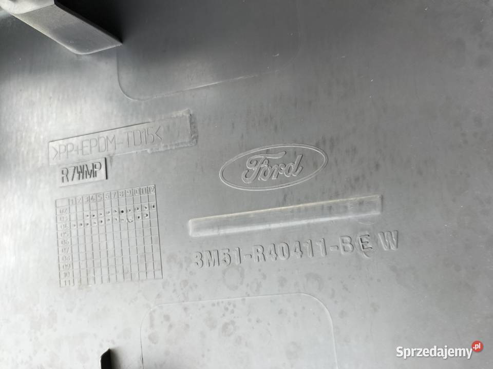 FORD FOCUS C MK1 OSŁONA TYLNEJ KLAPY BAGAŻNIKA lubelskie Kamień-Kolonia