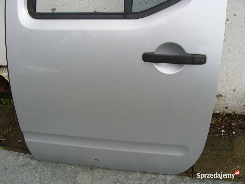 Nissan Navara D40 drzwi tylne lewe Goleniów sprzedam