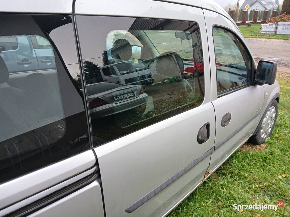 Sprzedam samochód Opel Combo Świątniki Górne