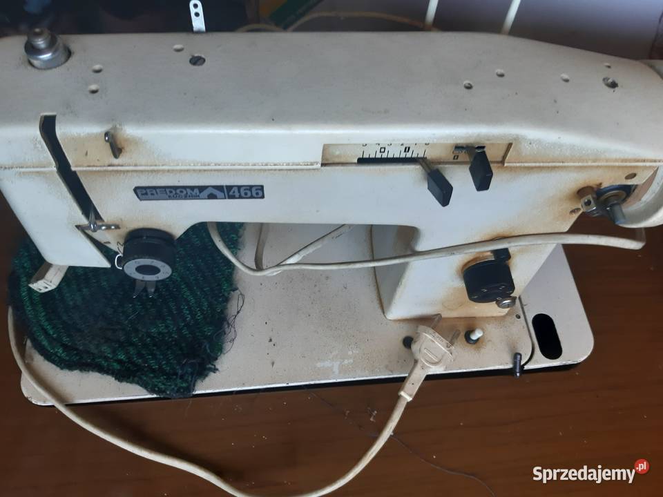 mam do sprzedania maszynę do szycia Straszydle sprzedam