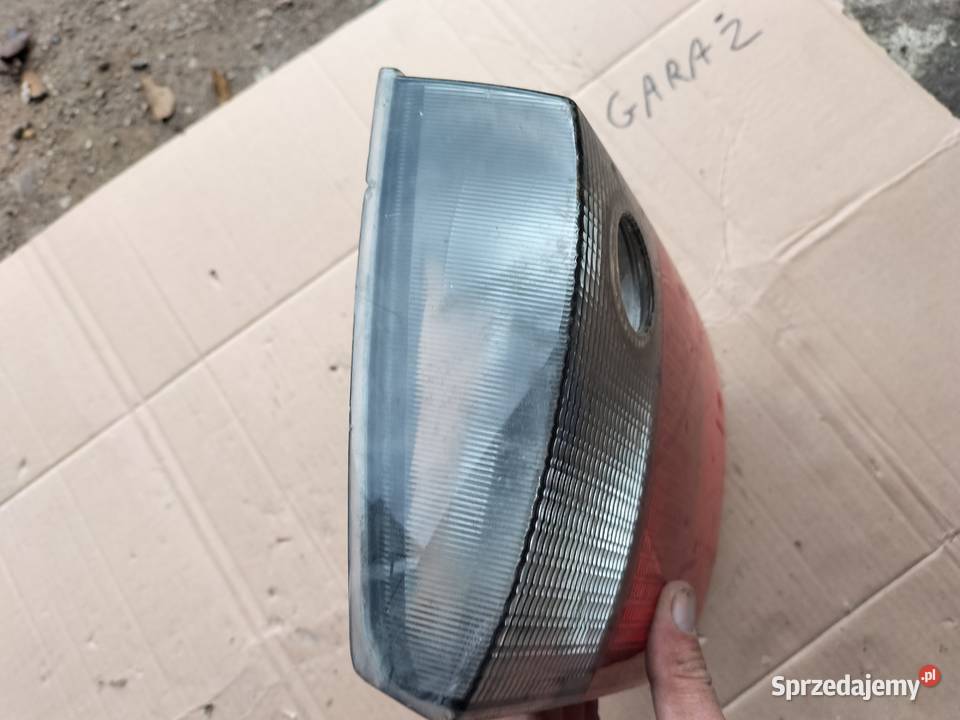 AUDI 80 B4 80B4 SEDAN LAMPA TYŁ TYLNA PRAWA sprzedam