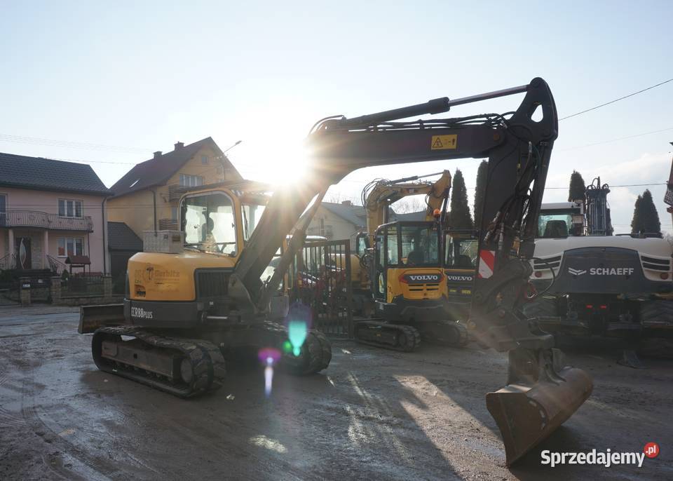 Minikoparka Volvo ECR 88 2011 Jeziorko sprzedam