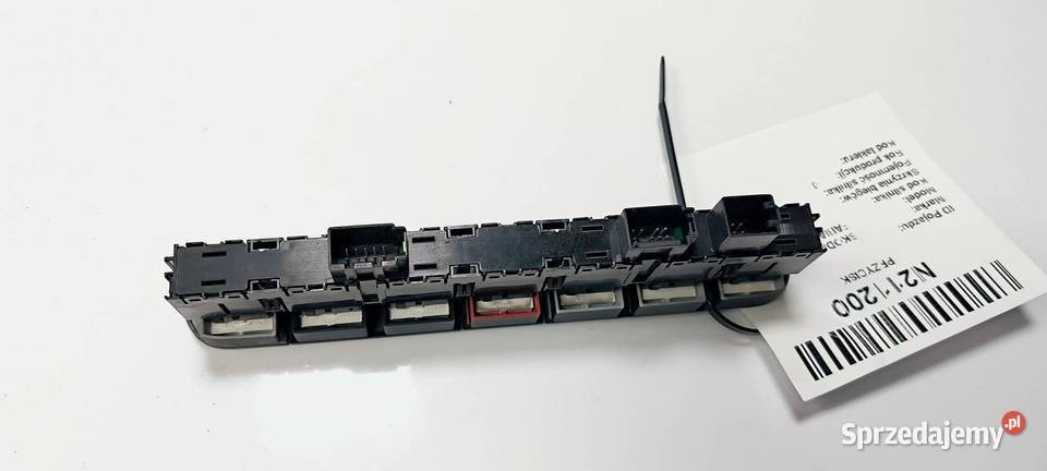 PRZYCISK SKODA FABIA III 6V0927132A Pozostałe