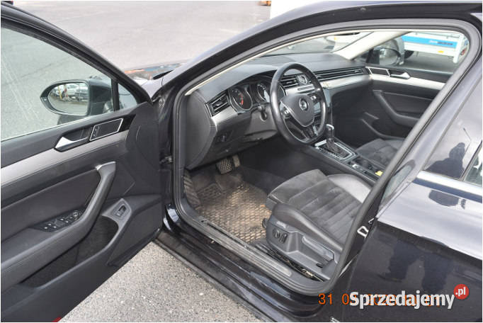 VOLKSWAGEN PASSAT 2015 179800 ccm 180 automatyczna mazowieckie Warszawa sprzedam