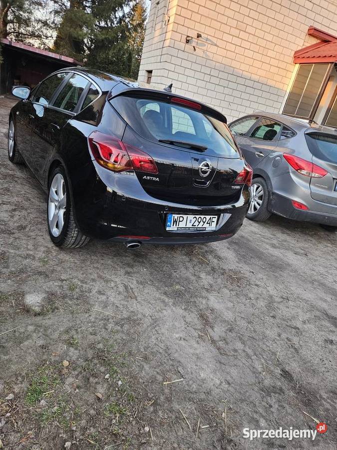 Opel Astra J 16T światła do jazdy dziennej Czersk