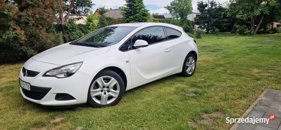 Opel Astra J GTC 240000km mazowieckie Wiejca