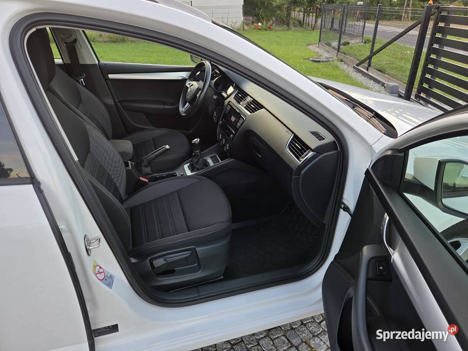 SKODA OCTAVIA III LIFT AMBITION SalonPL 1WŁ 2020 łódzkie
