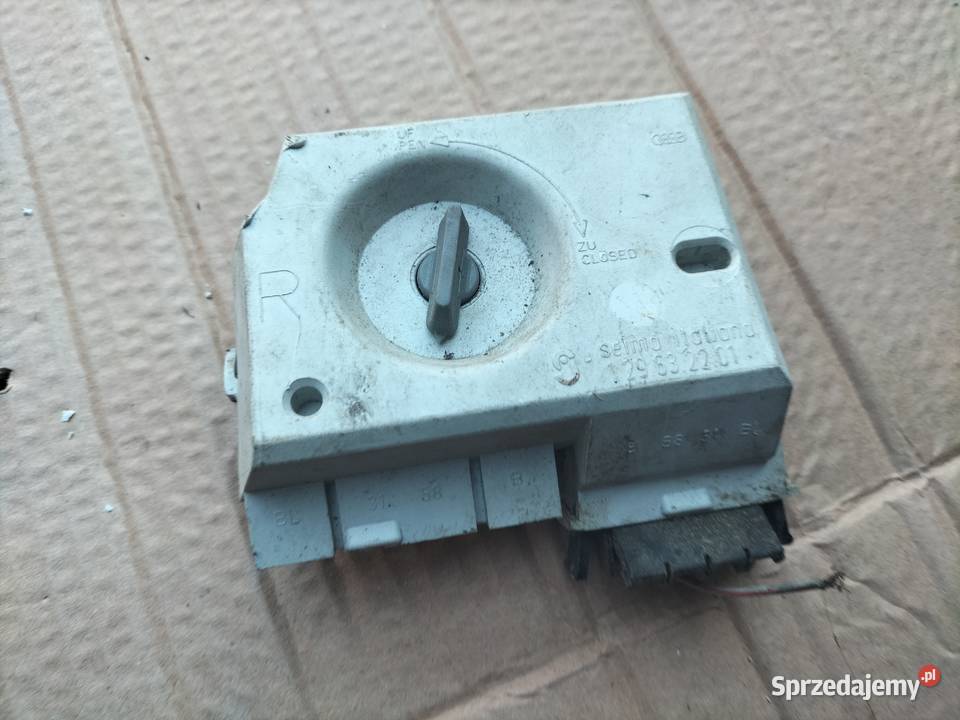 AUDI 80 B3 B4 WKŁAD LAMPY TYŁ PRAWY BIAŁY Kamień-Kolonia sprzedam