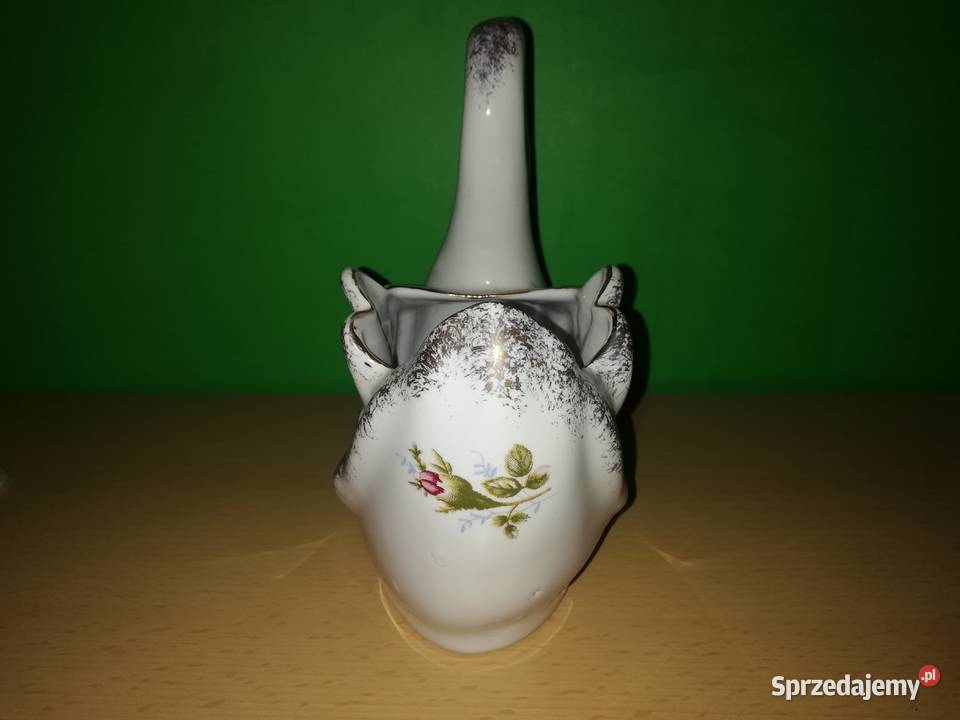 Porcelana z lat PRL łabądź Warszawa