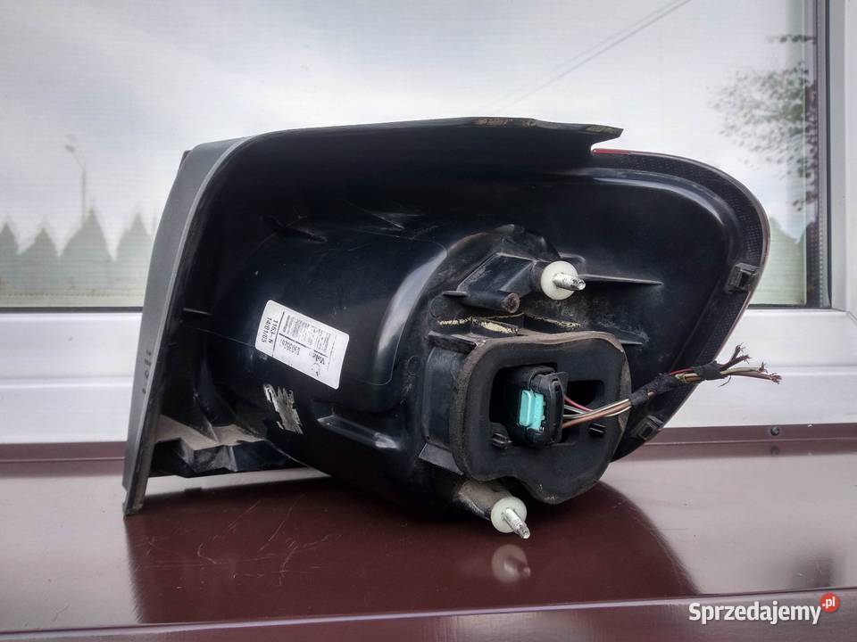 VW Golf V 5 Plus lampa tył tylna lewa oryginał Sieradz sprzedam