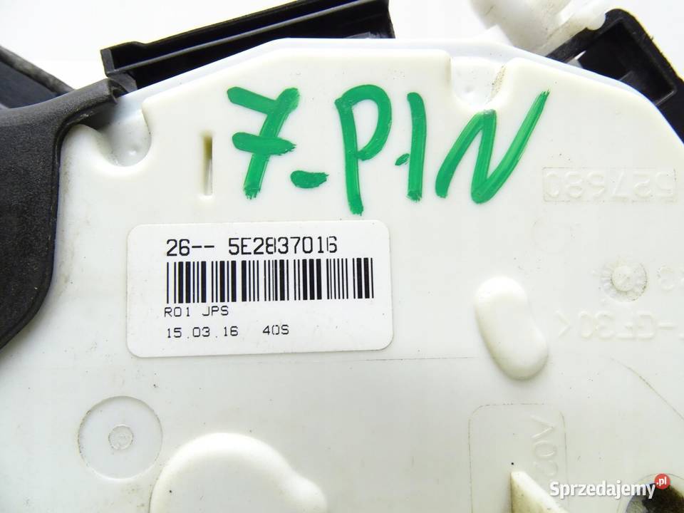ZAMEK DRZWI PRAWY PRZÓD 5E2837016 SKODA OCTAVIA sprzedam