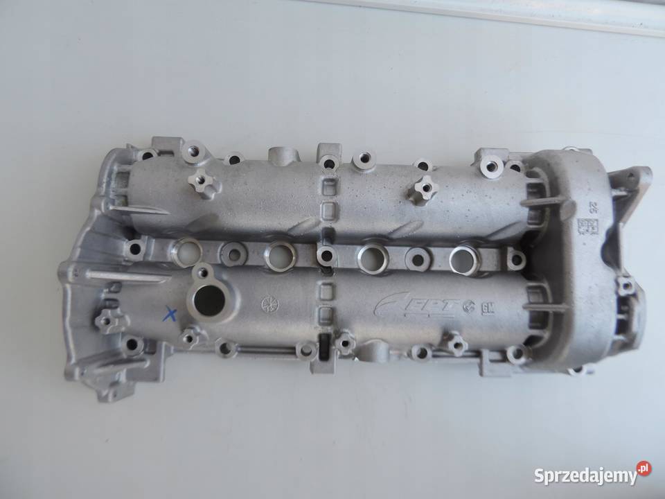 POKRYWA ZAWORÓW Opel Astra J 55219639 NOWA sprzedam