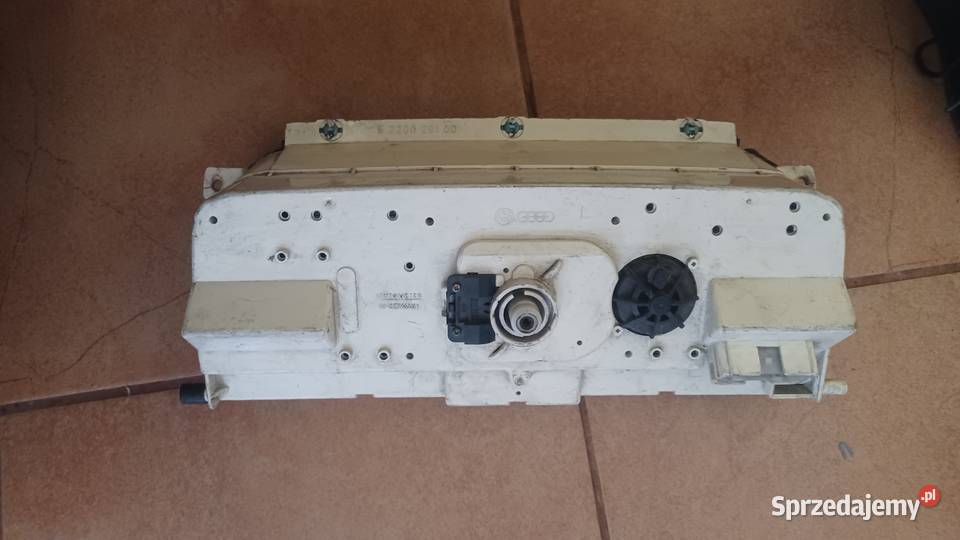 LICZNIK VW CORRADO passat BENZYNA EUROPA