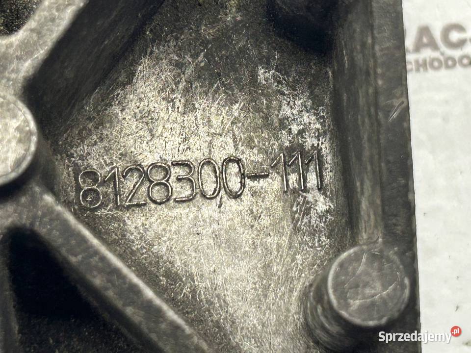 AUDI Q7 30 TFSI V6 24V CJT 272 łapa mocowanie osobowe Części montażowe świętokrzyskie Kielce