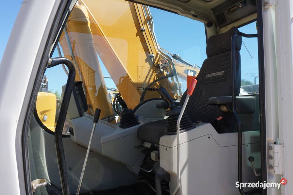 Koparka gąsienicowa Liebherr R 906 2010 Motoryzacja Jeziorko sprzedam