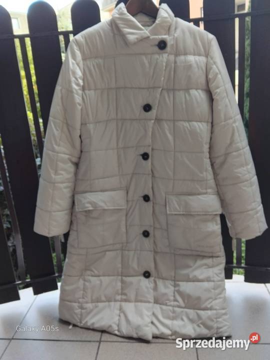 Długa kurtka kremowa sprzedam