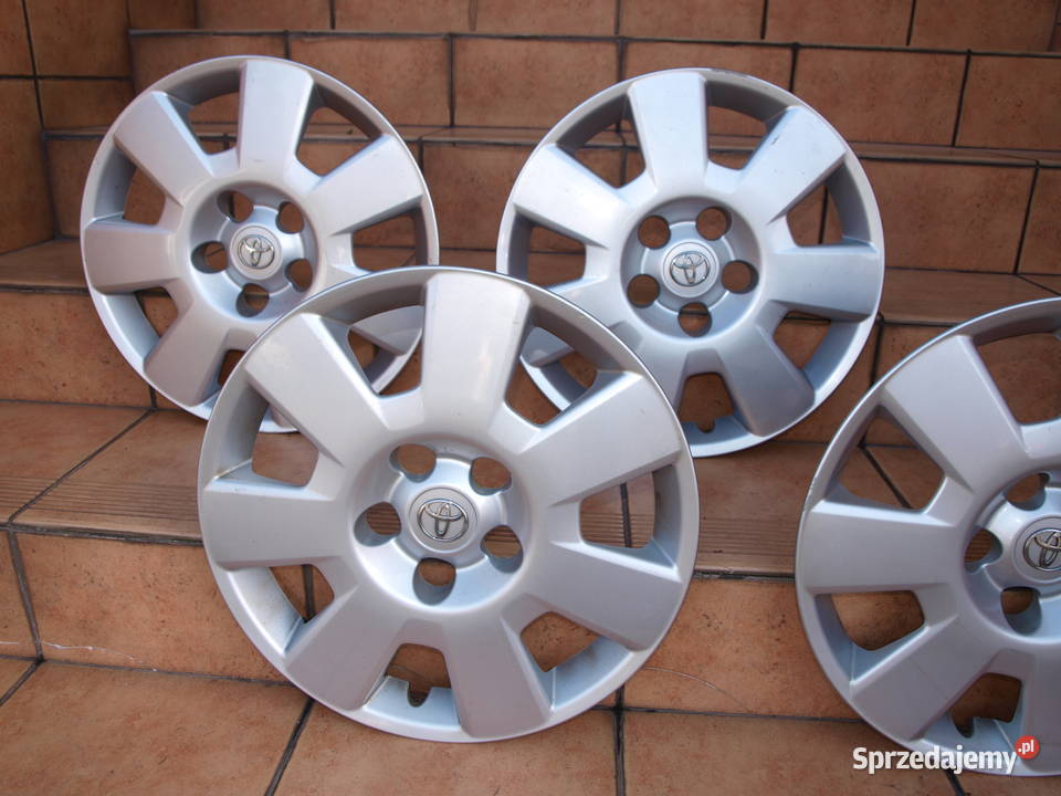 Toyota kołpaki 16 oryginalne komplet 4 sztuki Kalisz sprzedam