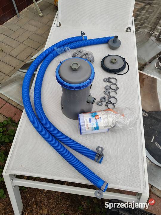 Filtr do basenu z akcesoriami drabinka Wyżne sprzedam
