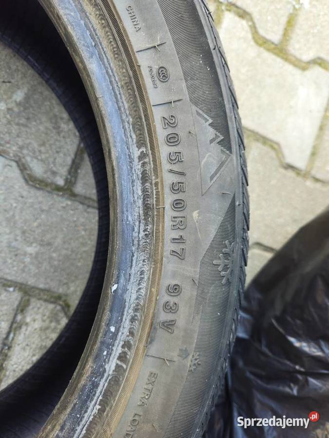Opony zimowe Imperial snowdragon 17 sprzedam