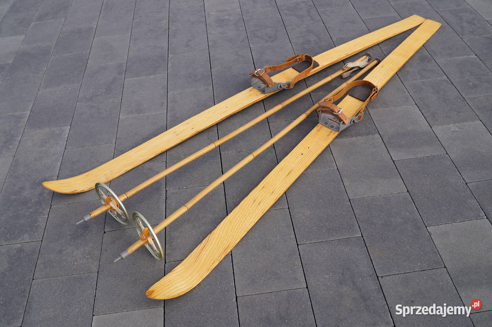 Stare narty jesionowe 155 kijki w komplecie Pruchnik