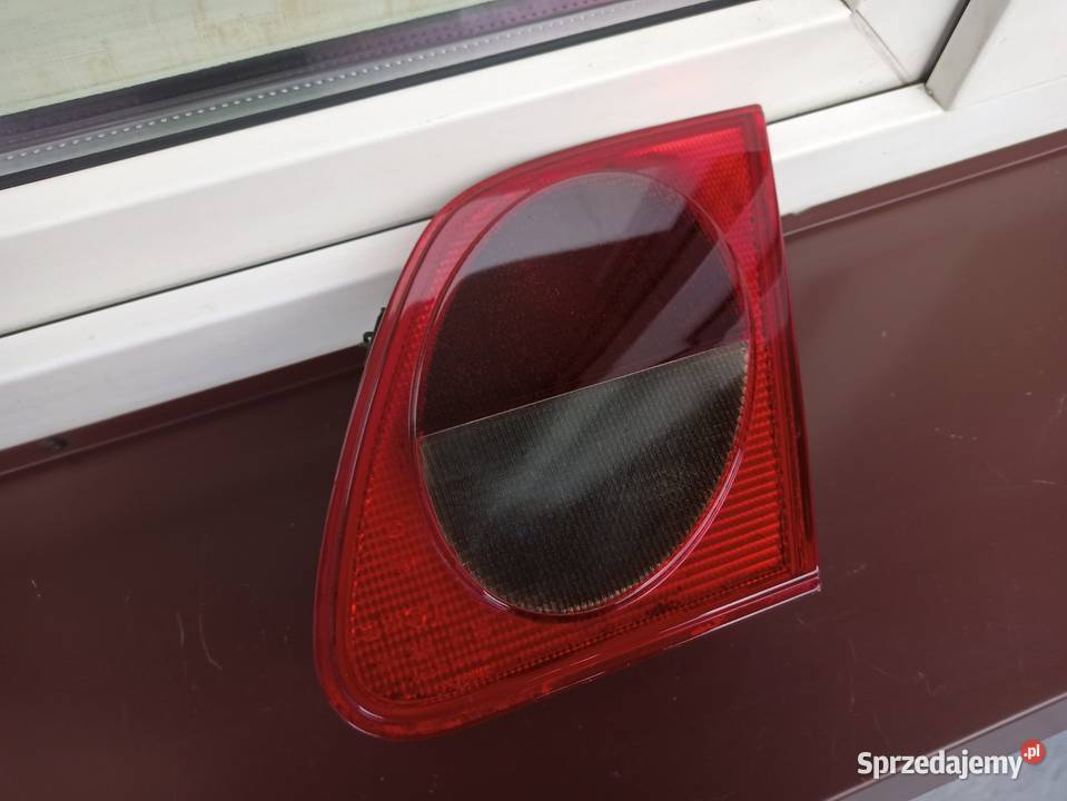 Mercedes W210 sedan lampa tył tylna w klapę Sieradz