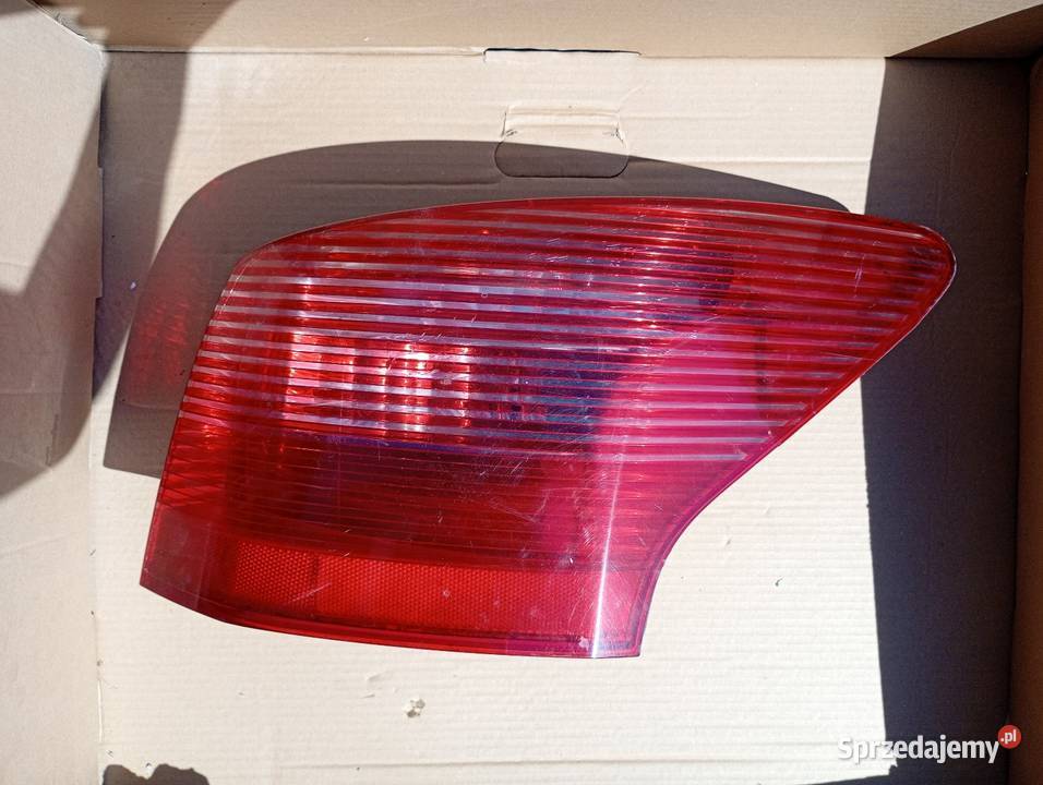 Peugeot 407 SW Lampa Tylna Lewa Prawa Tył Lewy