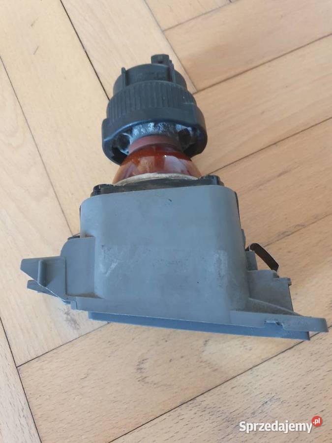HALOGEN LAMPA PRZECIWMGŁOWA VW GOLF III 91 prawy Gdańsk