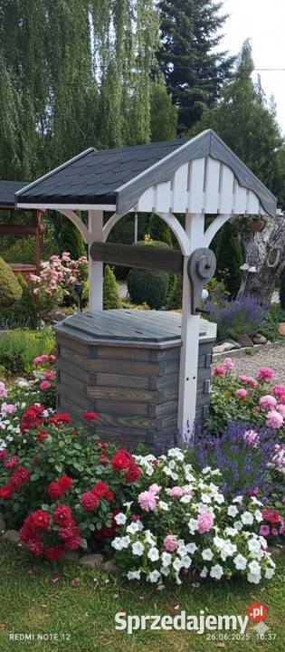 Drewniana obudowa studni Jasło