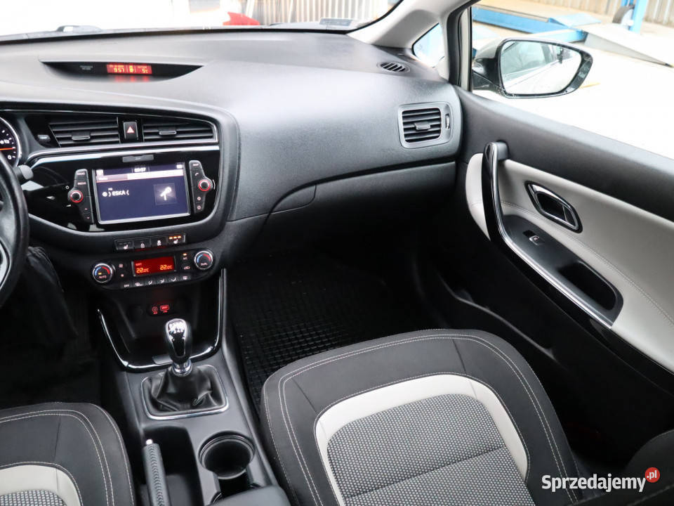 Kia Ceed 16 GDI 1591cm3 Katowice