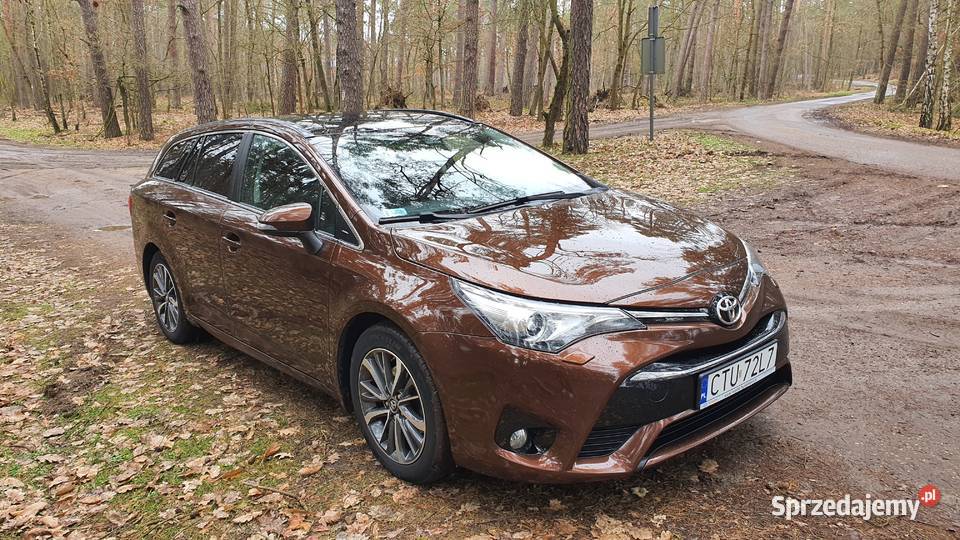 Toyota Avensis 18 Prestige kupiony w polskim salonie kujawsko-pomorskie Tuchola