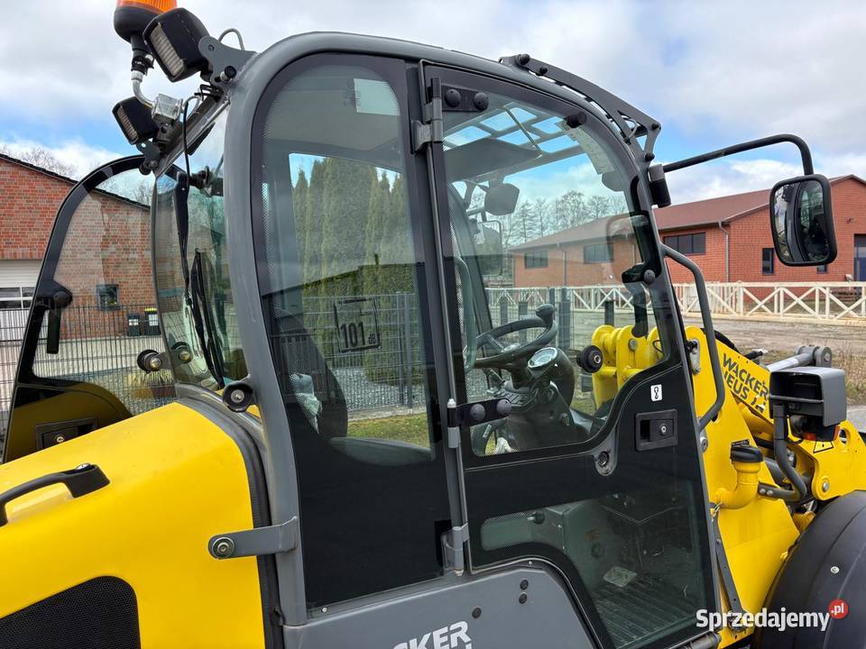 ładowarka wacker neuson WL 30 weidemann jcb pomorskie Lębork