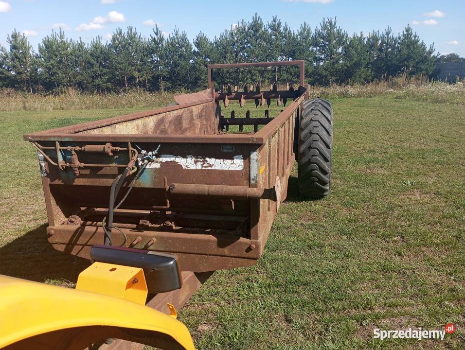 Rozrzutnik obornika Buk